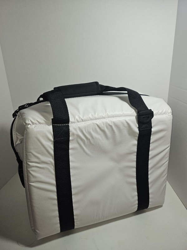NEW Igloo MaxCold SEADRIFT SNAP DOWN Cooler Bag 36-Cans Insulated Soft Foldable gallery