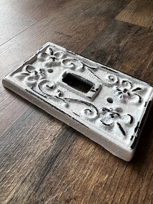 Iron Single Toggle Light Switch Wall Plate Cover, Shabby Chic White Victorian gallery