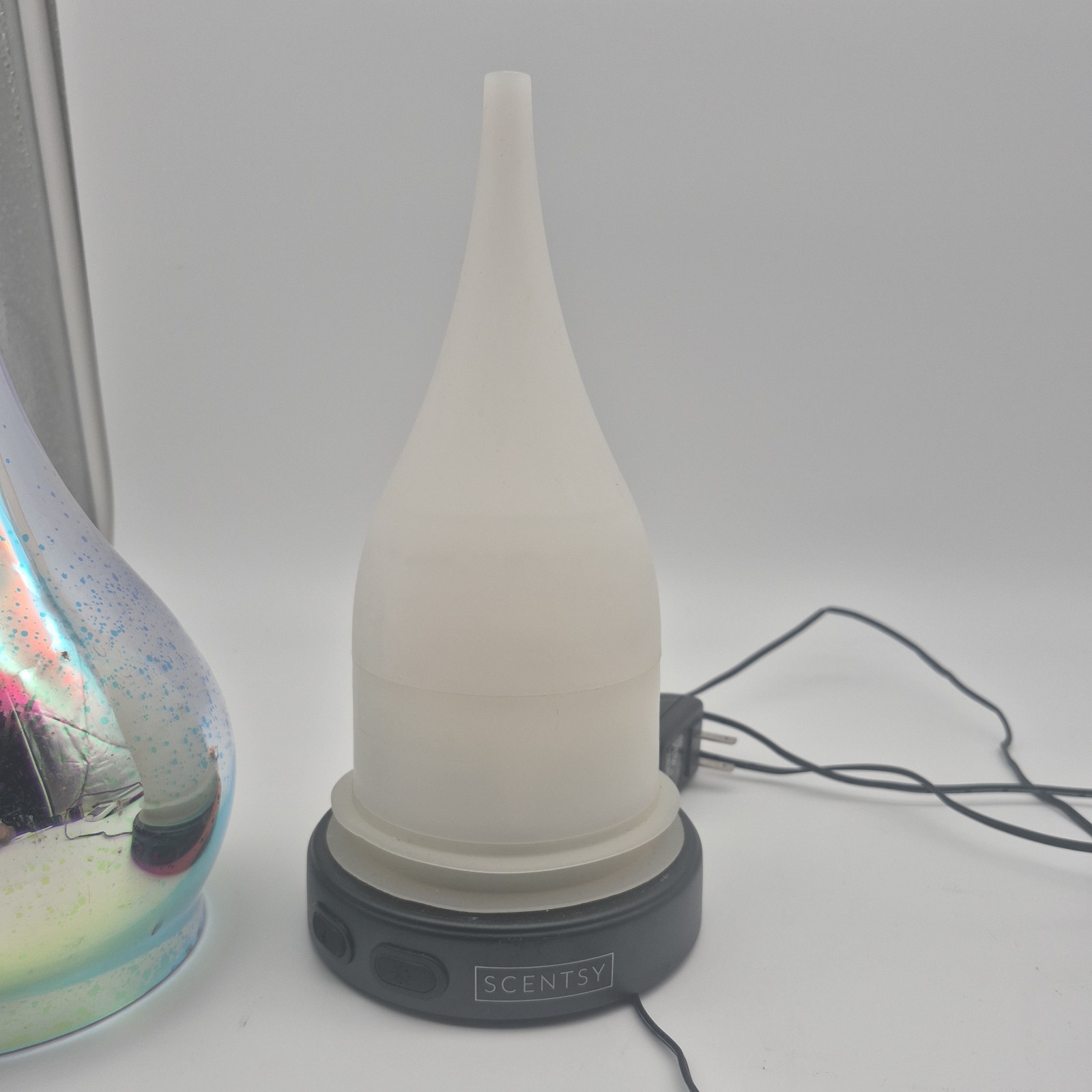 Scentsy STARGAZE Diffuser Shade w Teardrop Pedastal Stand for Essentail Oils gallery