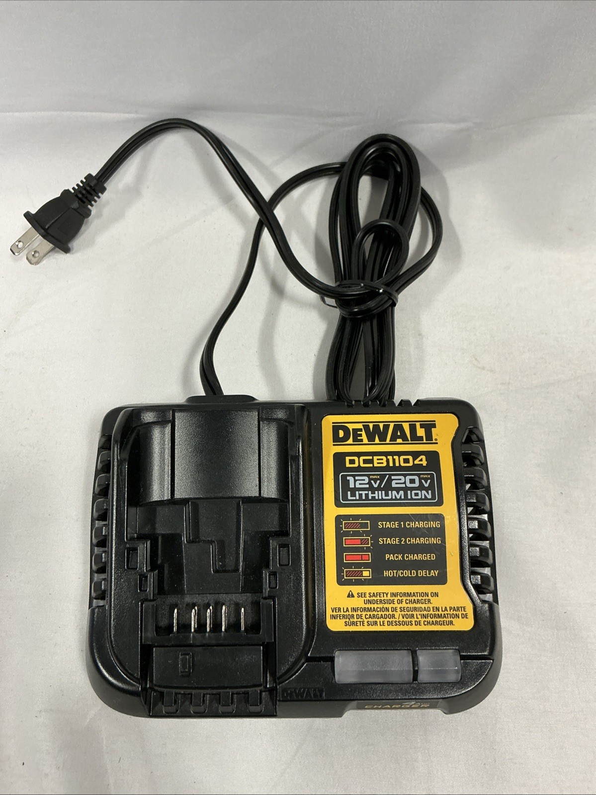 Dewalt GENUINE DCB1104 20V Battery Charger gallery