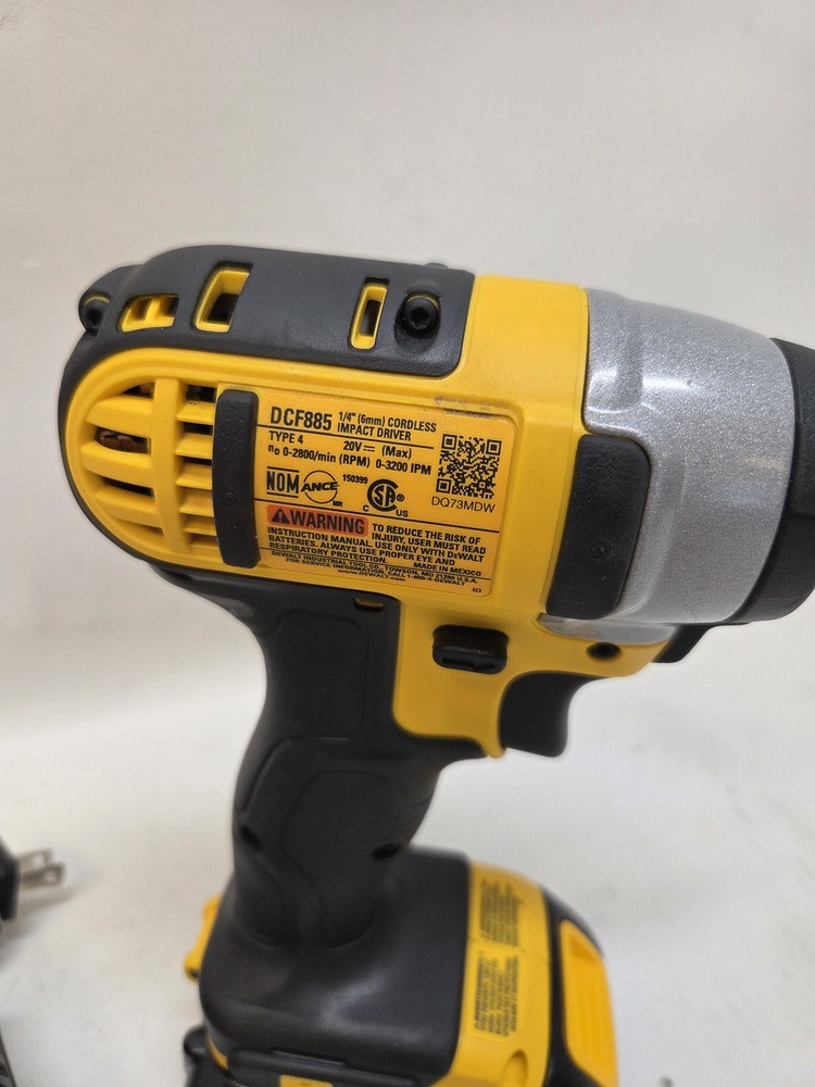 DeWalt Impact Driver Model DCF885 w/ battery and charger gallery