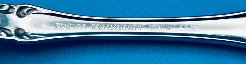 Oneida Brahms Dinner Fork 7 1/4" Stainless Flatware Silverware Community gallery