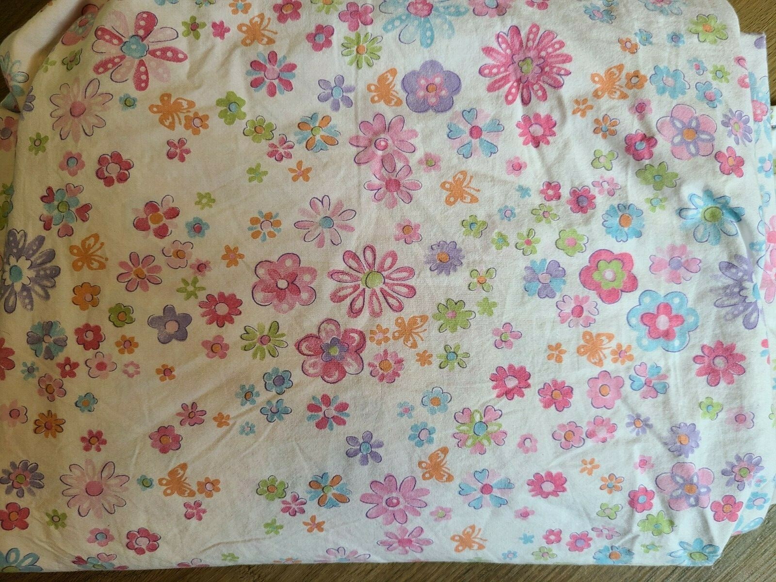Pottery Barn Kids "Small Colorful Flowers" Twin Flat Sheet gallery