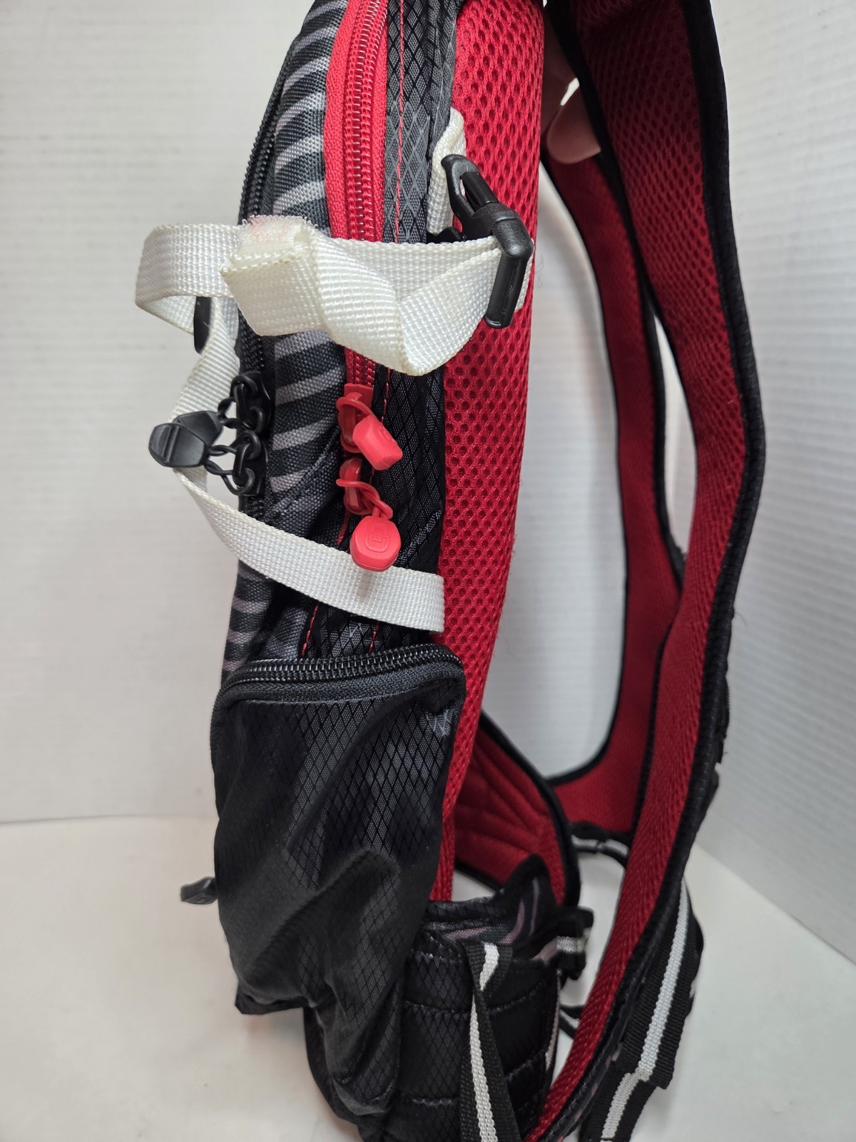 OGIO Hiking Backpack Red Black  Zip Padded Straps External Pockets 5 Pockets 2