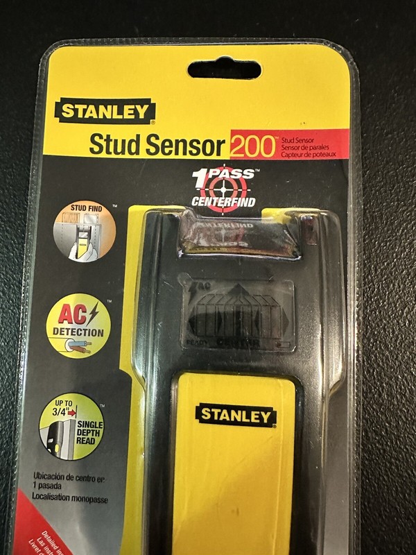 Stanley Stud Sensor 200 AC Detection up to 3/4" / Brand NEW & Sealed gallery
