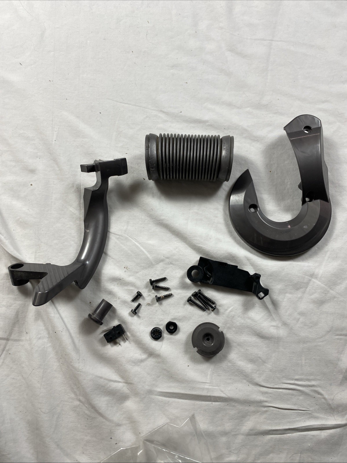 Dyson DC25 Misc Parts, Pieces, & Screws Lot - C36A - OEM gallery