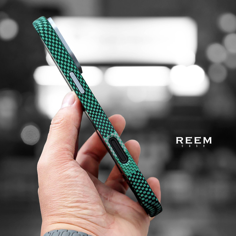 Green iPhone 15 Pro Max magsafe case, aramid fiber rugged cover iPhone 16 15 14 gallery