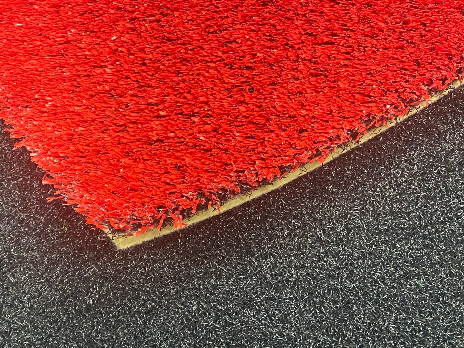 3' x 3' Red Heart Synthetic Grass Indoor Outdoor Living Door Mat Bathroom Rug gallery