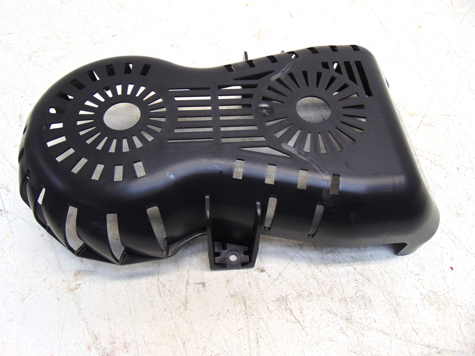GE Washer PTW600BSR1WS Belt Protector gallery