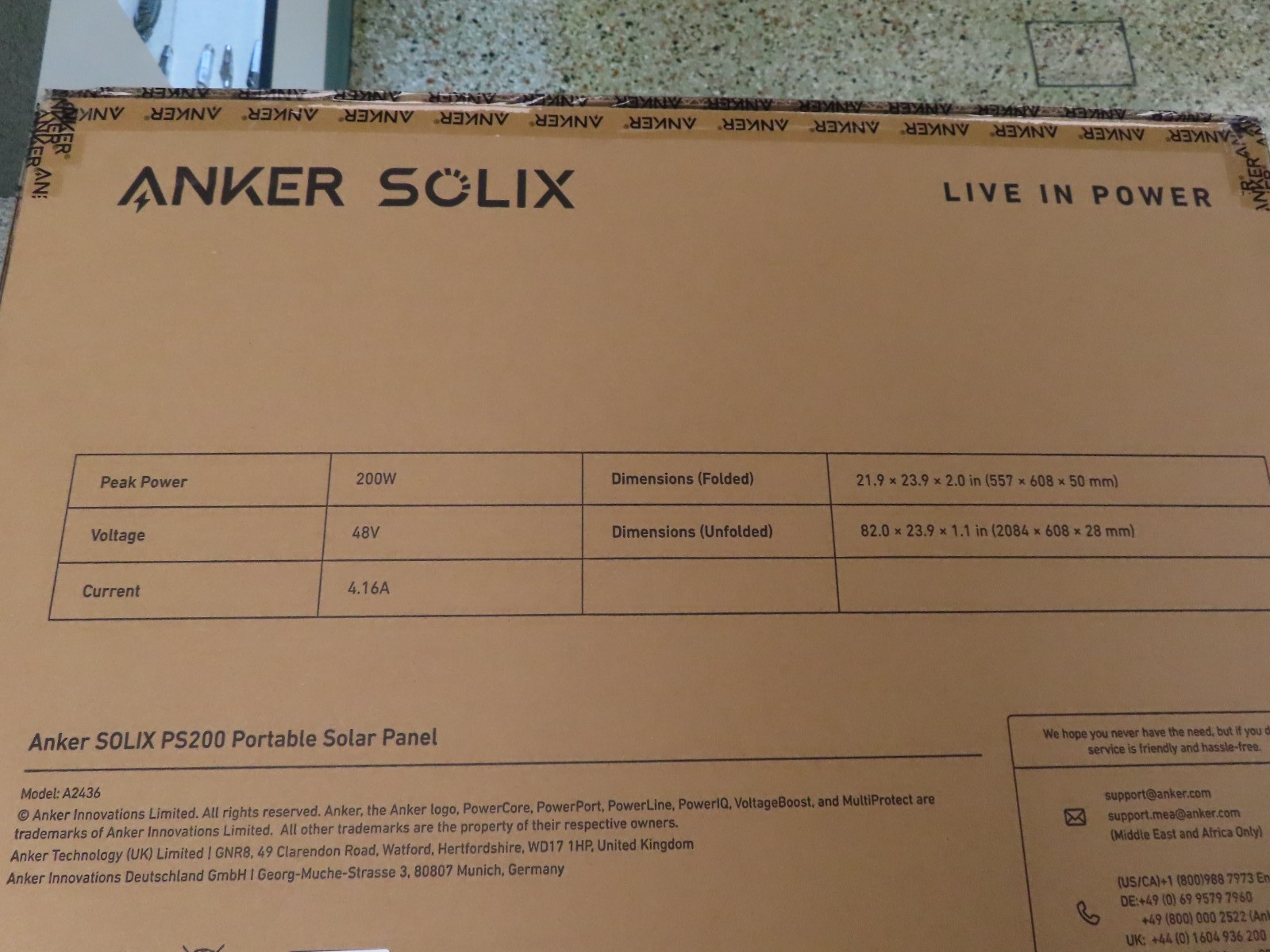 Anker SOLIX PS200 Solar Panel, Portable 200W Foldable, IP67 Waterproof gallery