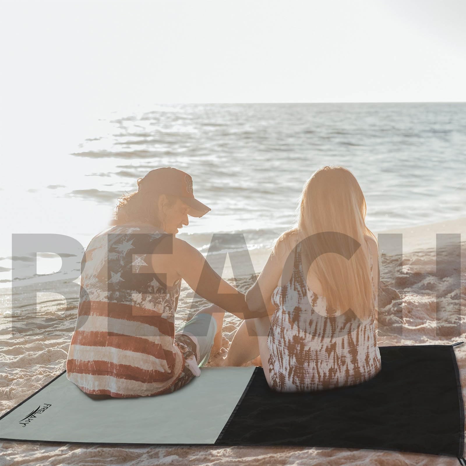 Frelaxy Pocket Picnic Blanket Waterproof Sandproof 28x47 Compact Mat Grey gallery