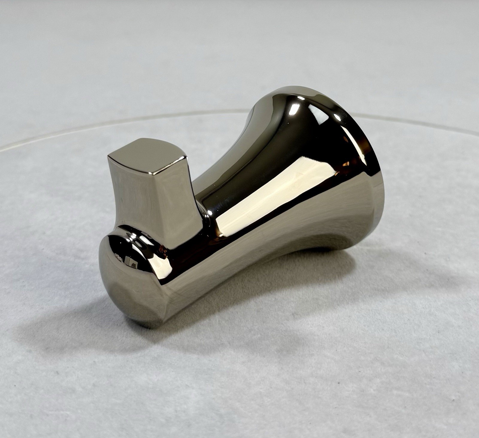 Kohler K-21956-SN Tempered Single Robe Hook in Vibrant Polished Nickel gallery