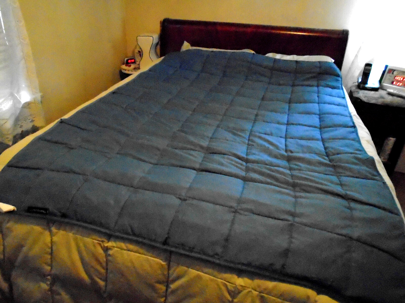 Tranquility Weighted Blue Blanket 16 lbs 48”x 72” Glass Beads gallery