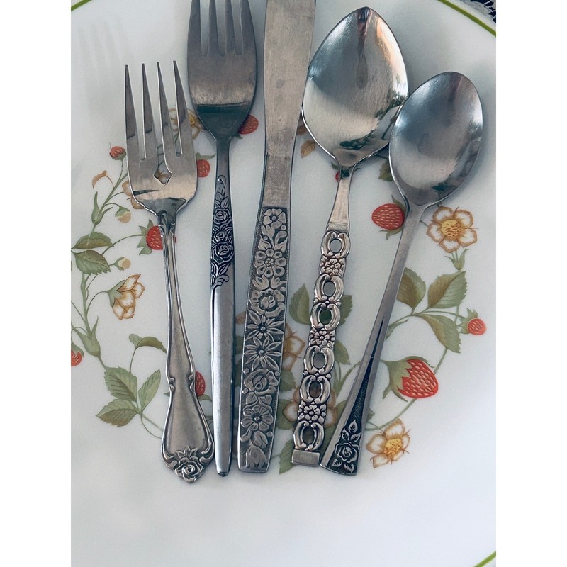 Vintage Mismatched Stainless Flatware Set Service for 4 20pc Floral Boho MCM gallery