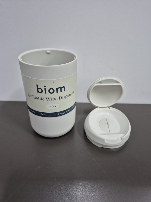 NEW Mini Biom Refillable Wipe Dispenser Tan BPA Free Magnetic Lid Earth Friendly gallery