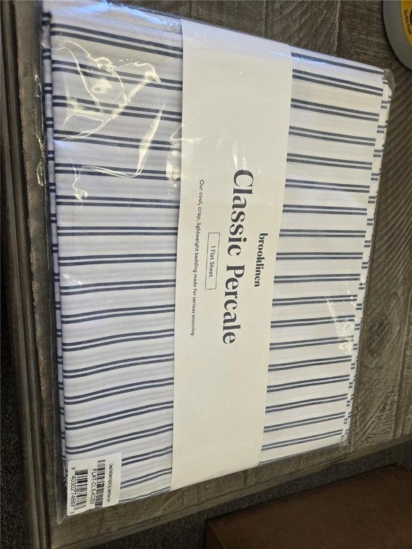 == Brooklinen Flat Sheet Classic Percale CAL King Tandem Stripe in Storm NEW gallery