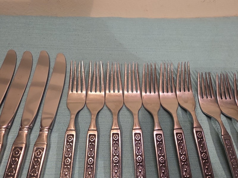 61 Pc Gorham HACIENDA Stainless Flatware Mid Century Black Accent gallery