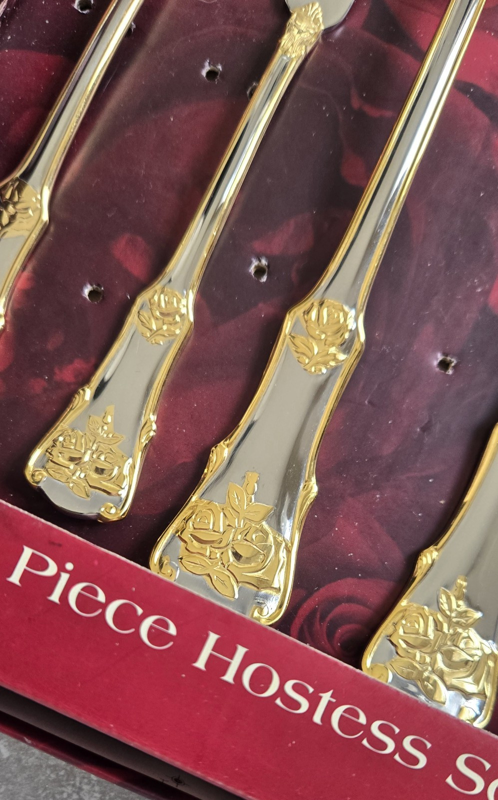 NEW RARE OPEN BOX Royal Albert Old Country Roses 9 Piece Flatware Hostess Set gallery