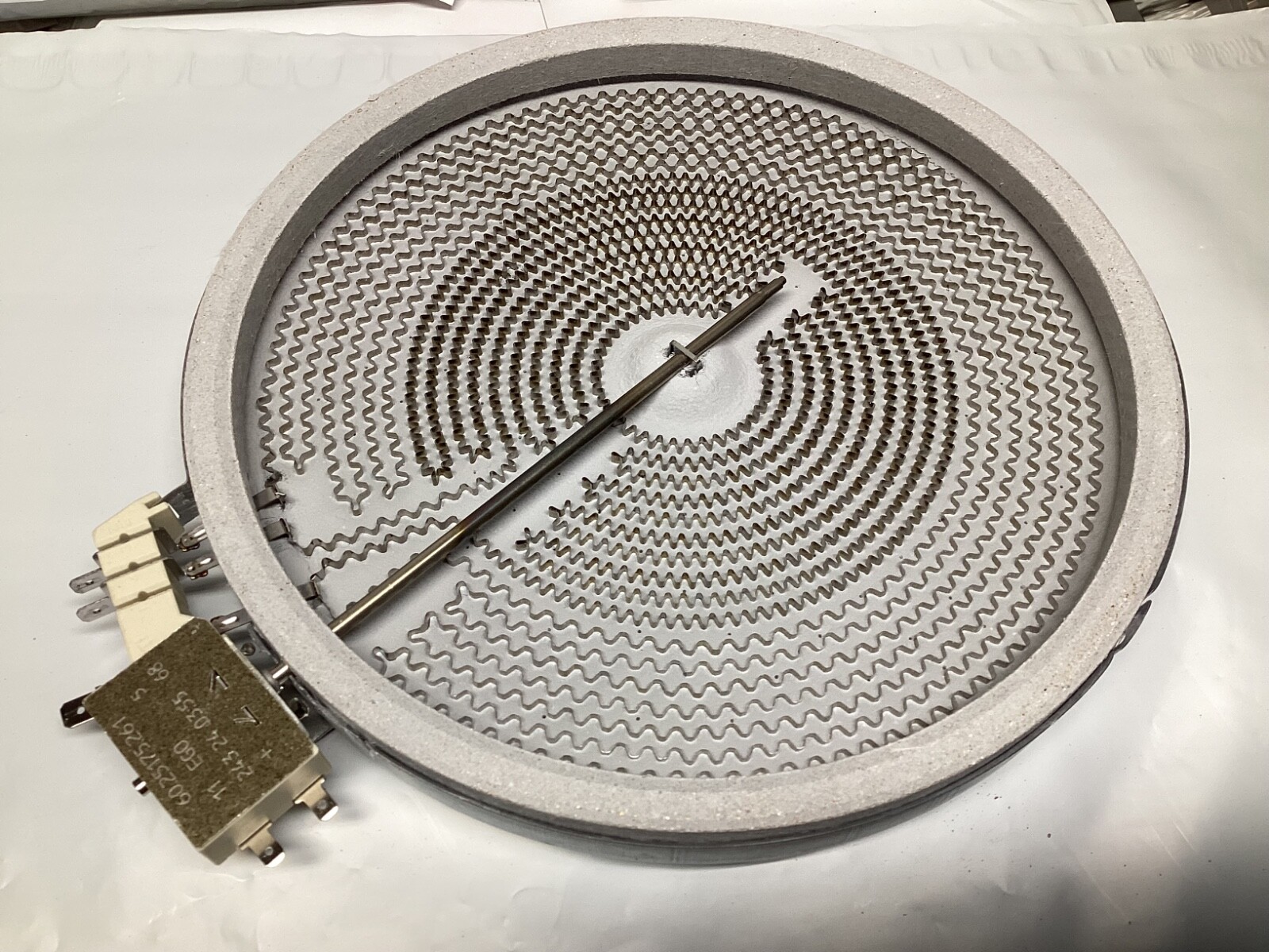 W11517959 Whirlpool KitchenAid Electric Range Element 3000/1400W LG MEE62385208 gallery