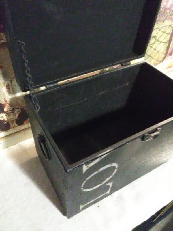 3 Stackable/Nesting metal storage boxes gallery