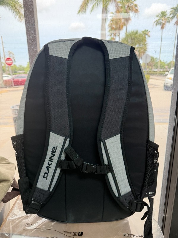 Dakine Campus 33L Black Backpack 2