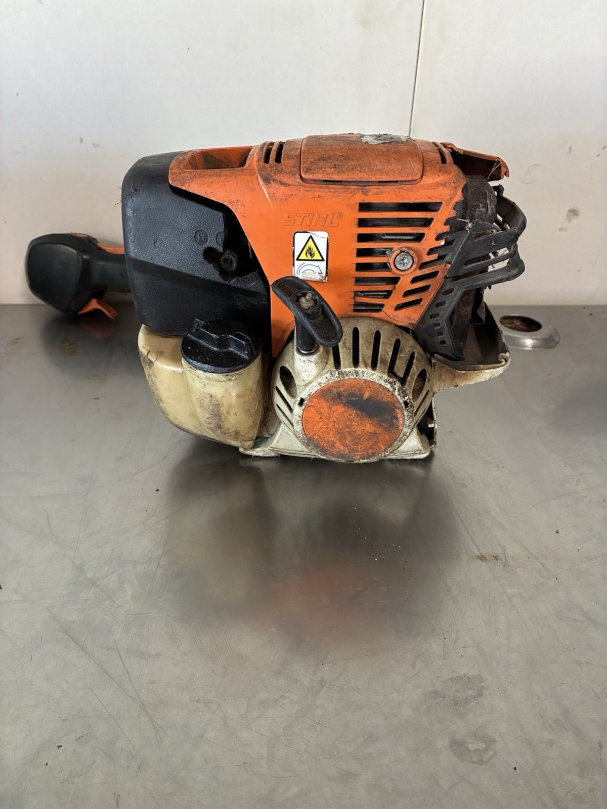 STIHL FS91R String Trimmer Engine And Throttle Assembly. RUNS READ DESCRIPTION gallery