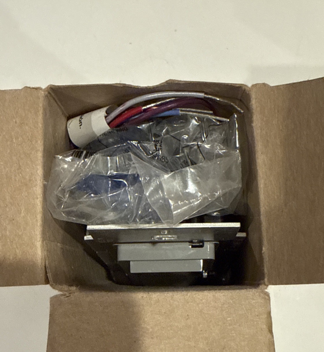 Lutron Diva- Preset Dimmer Switch DVTV-GR (Gray) gallery