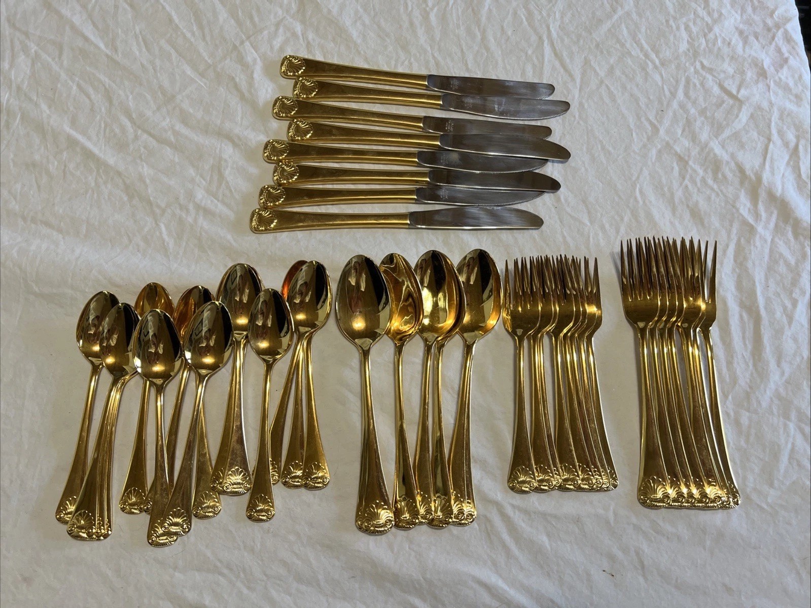 Vintage Japan Shell Pattern Gold Flatware Set 48 Piece Service For 8 16 Teaspoon gallery