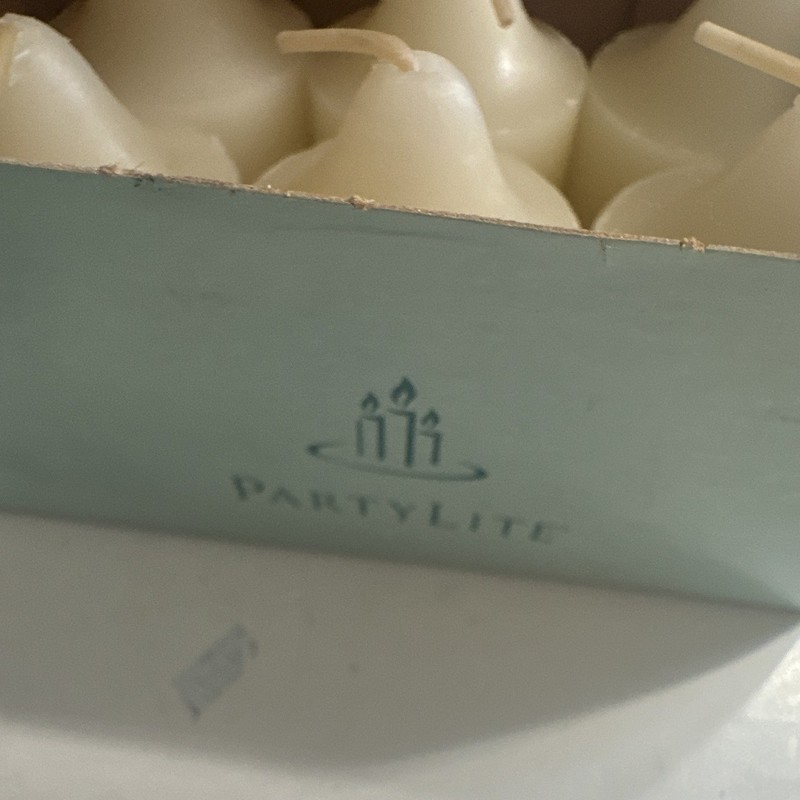 PartyLite (13) & Purity Aromatherapy (2)Votive Candles -15 votives are total gallery