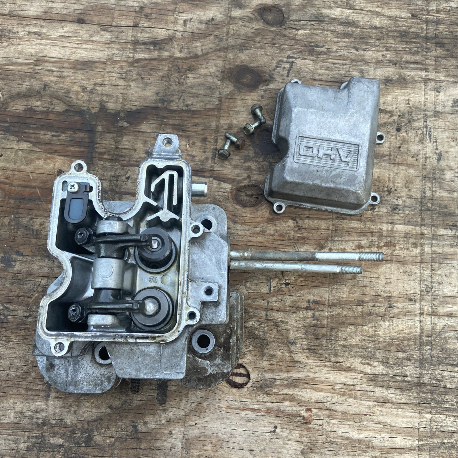 1990-2002 John Deere F525 Front Mount Mower 17 HP Kawasaki Cylinder Head AM10908 gallery
