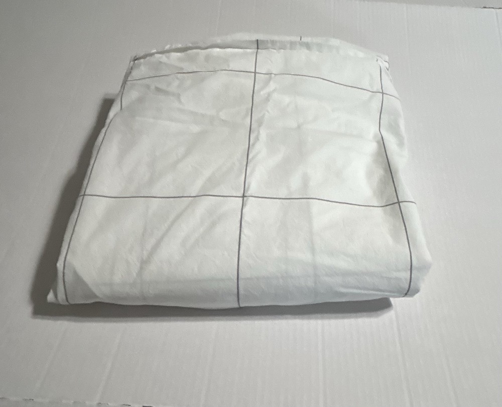 Brooklinen Queen Flat Sheet White with Gray Windowpane Cotton
