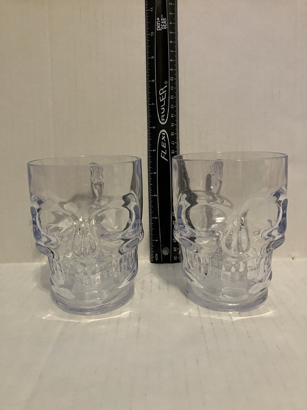 2 Plastic Skeleton Drinking Glasses (Hand Wash Only) gallery