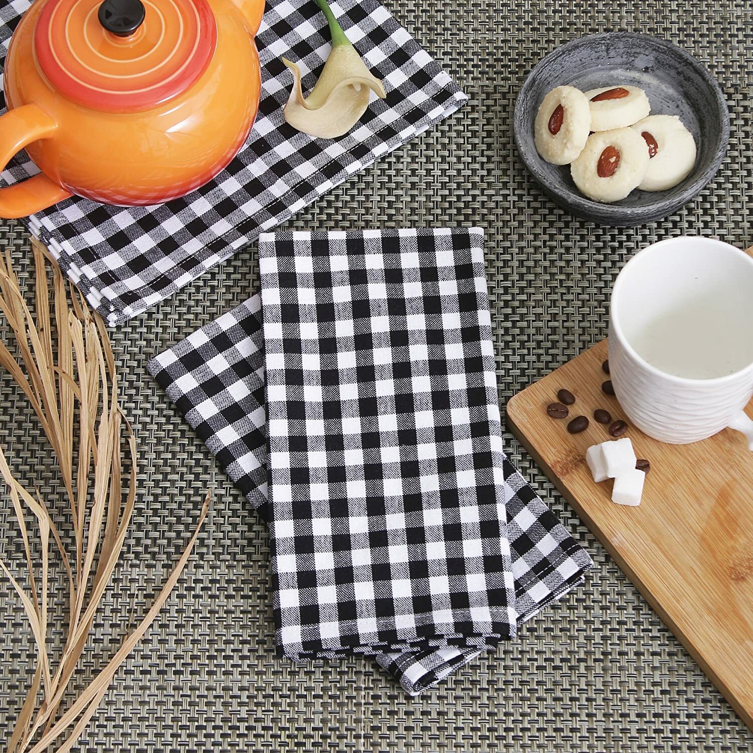 Cotton Dinner Napkins, 100% Cotton (Size: 20x20 Inch), Checkered Napkins 6/pack gallery