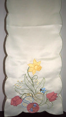 Easter/Spring Table Runner Embroidered /Appliqué Tulips, Daffodils & Easter Eggs