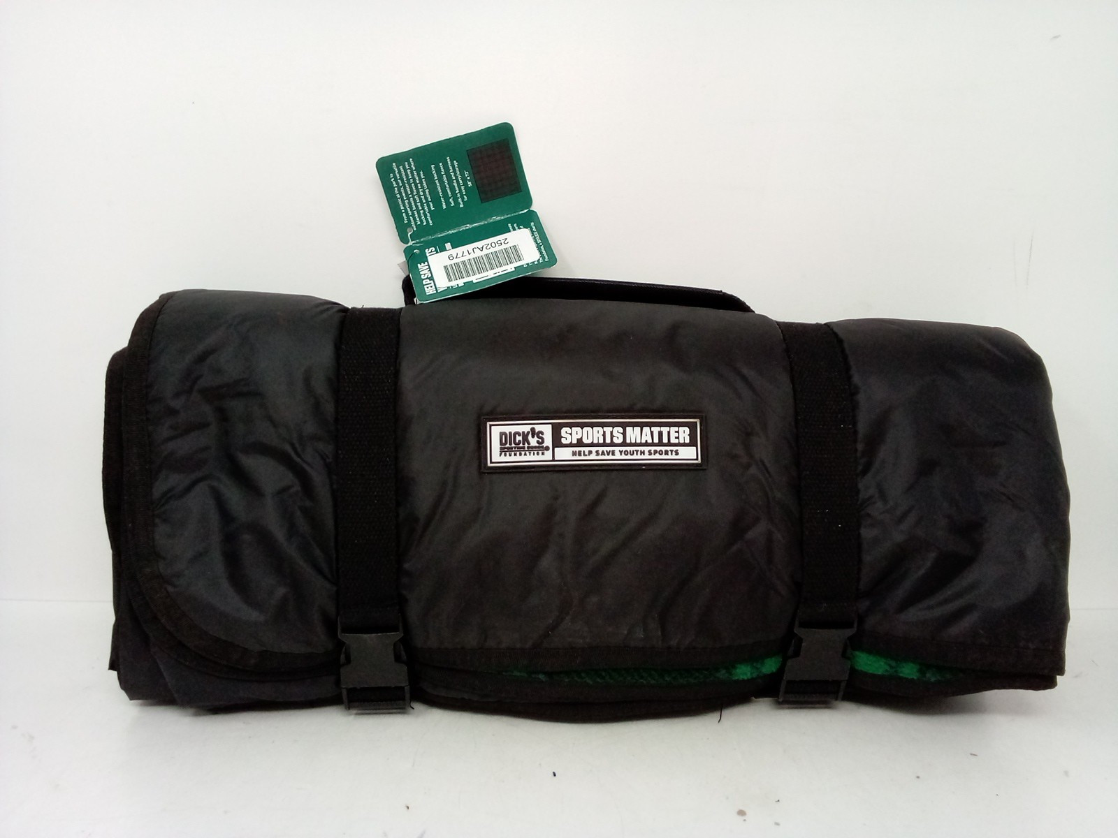 Dicks Sporting Goods Water Resistant Stadium Blacket {58" x 72"} gallery