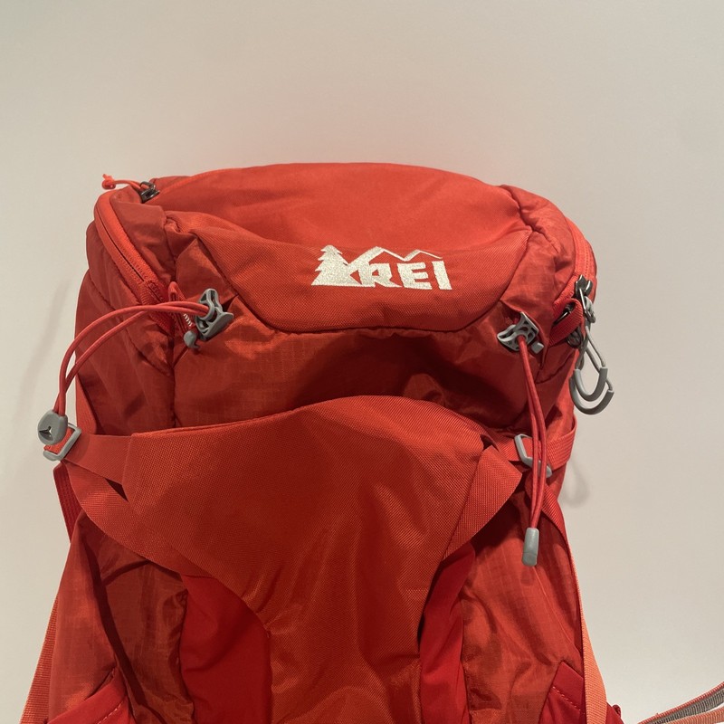 REI Traverse 28 Hiking Backpack Red  Woman’s Small 3