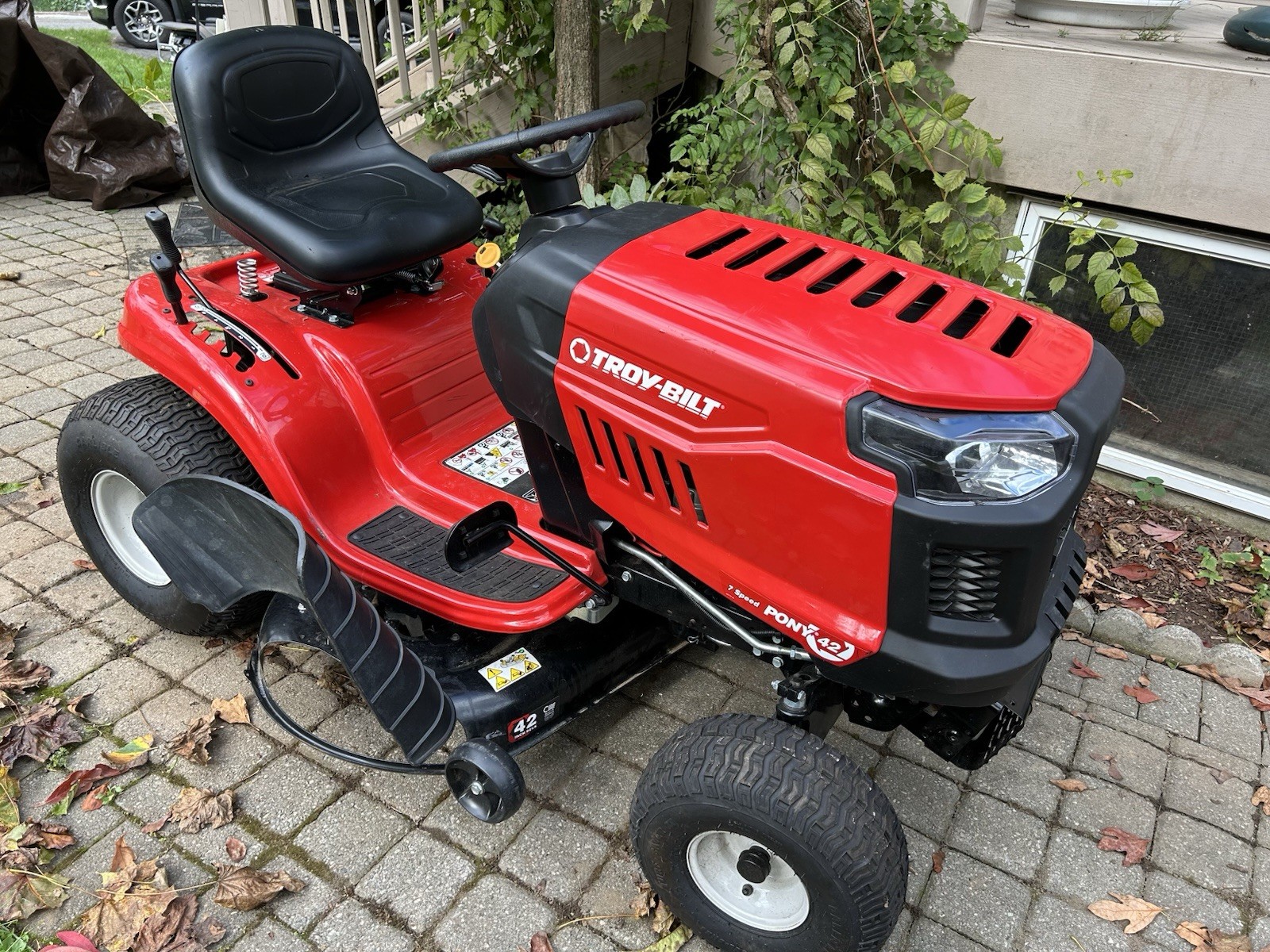 Craftsman Riding Lawn Mower gallery
