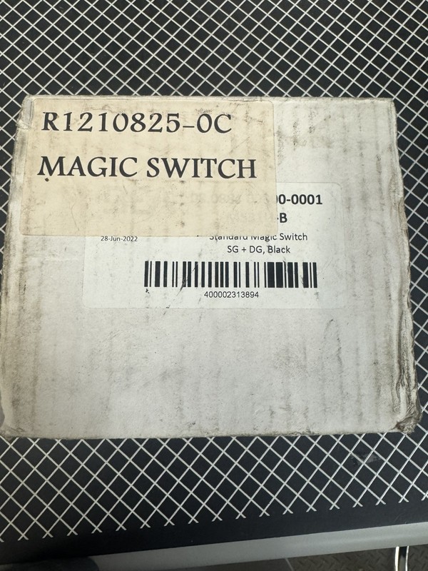 BEA 10MS31U Magic Switch® Universal Kit Single gang & Double Gang Plates BLACK gallery
