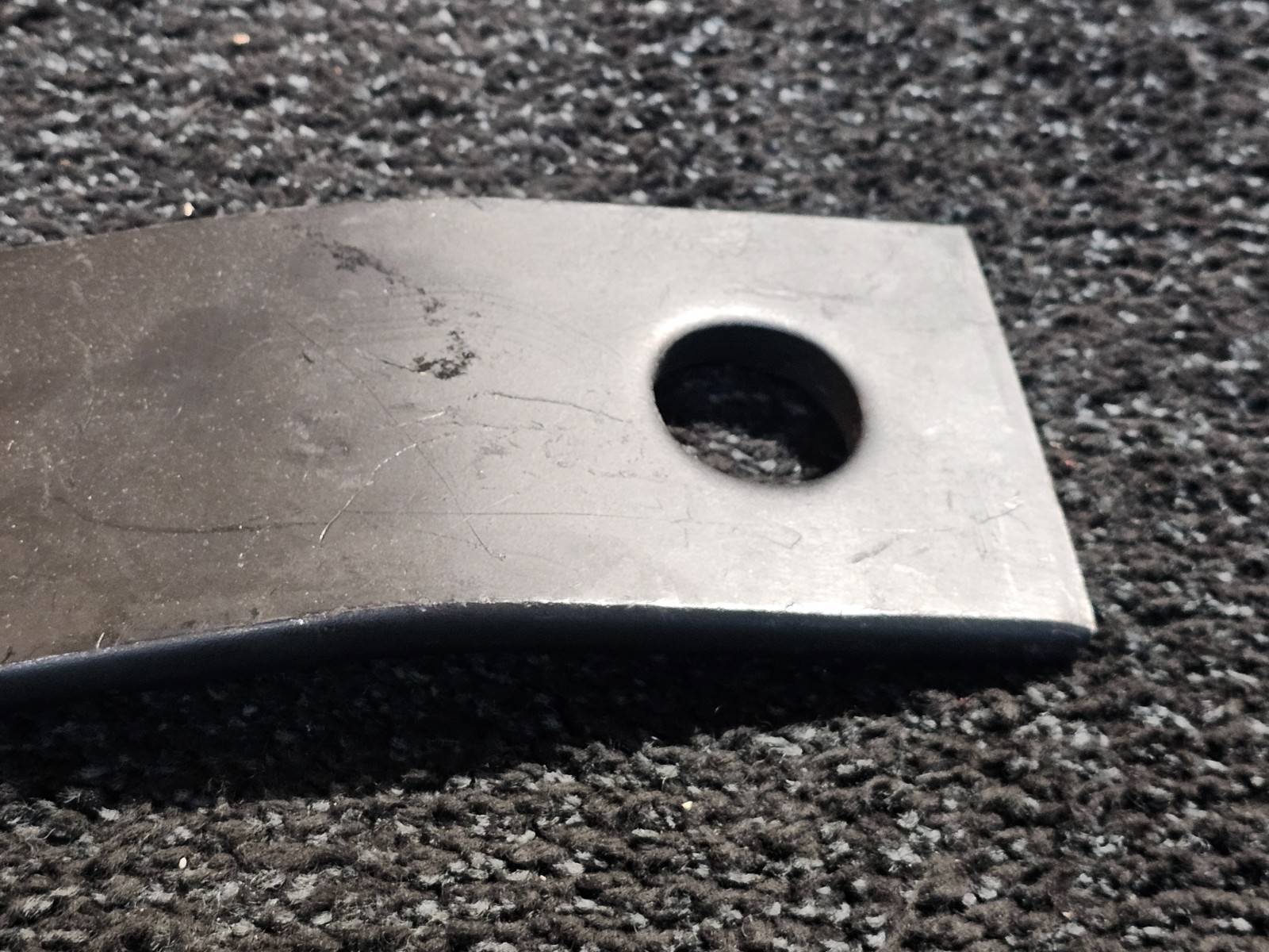 John Deere FH329914 Suction Offset Clockwise Blade For CX15 CX20 E15 FC10R FC15E gallery
