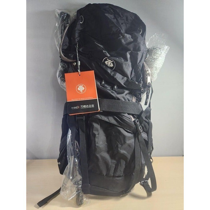 Backpacking Backpack with Trekking Pole and Water Bottle 4