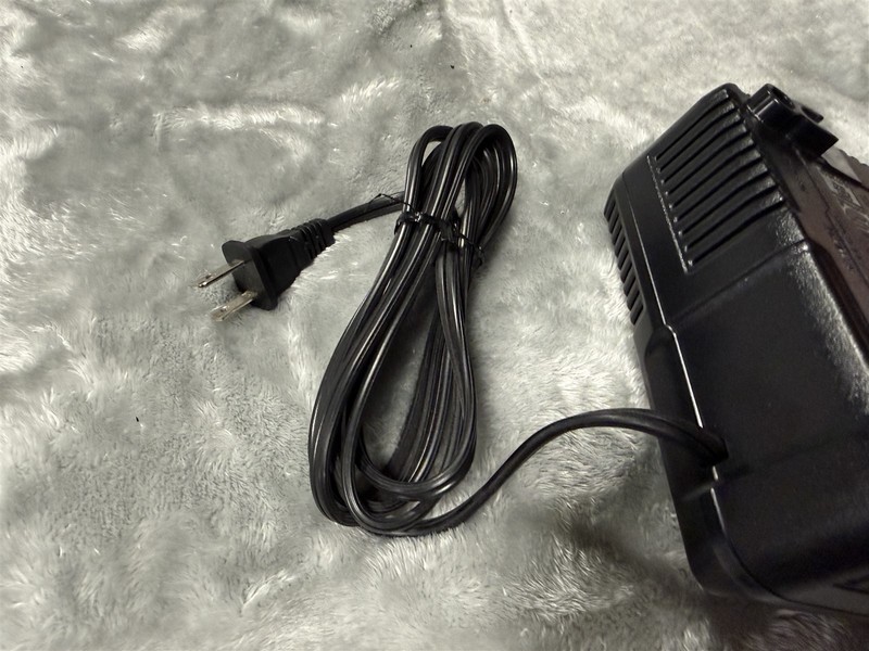 DEWALT DCB115 LITHIUM ION BATTERY CHARGER gallery