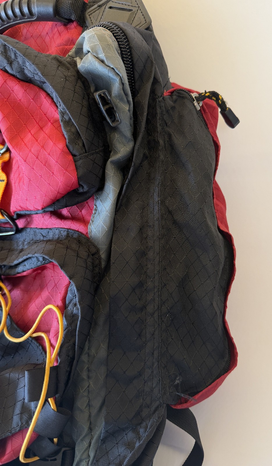 Black Sheep Alpine Internal Frame Hiking Backpack Red Black Multi-Compartment 4