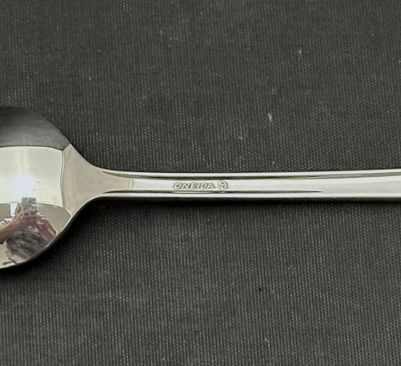 Excellent! ONEIDA Cube Stainless Steel DAMASK ROSE Teaspoon Silverware Flatware gallery