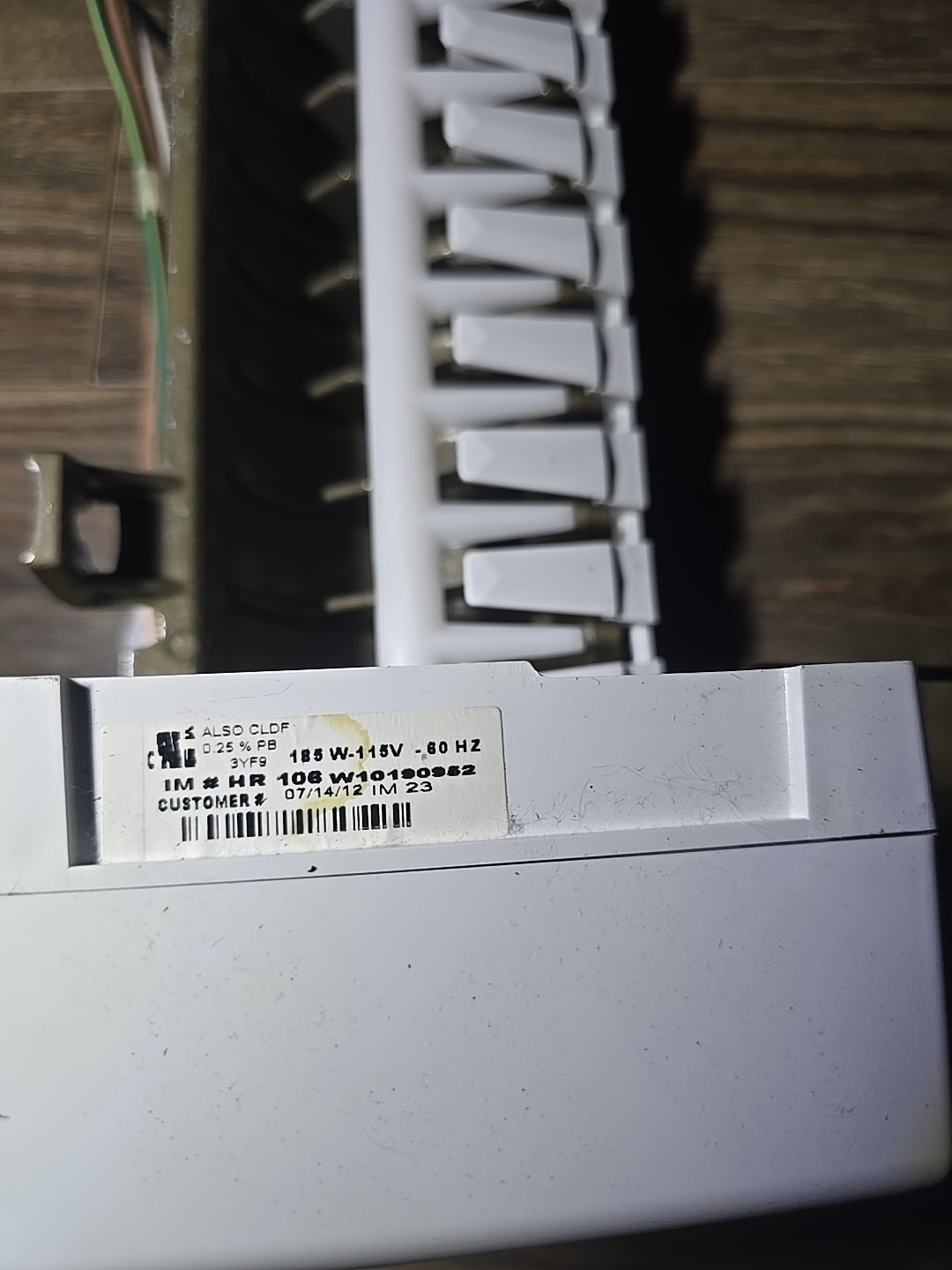IM900 Refrigerator Icemaker for Whirlpool W10190965 gallery