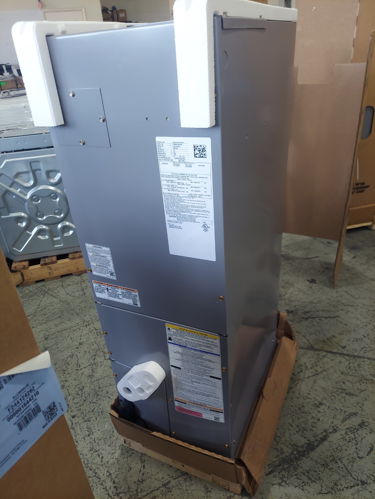 ACiQ 1.5 TON Multi-Positional Air Handling Unit, FJMA4X18L0AB, Scratch + Dents gallery