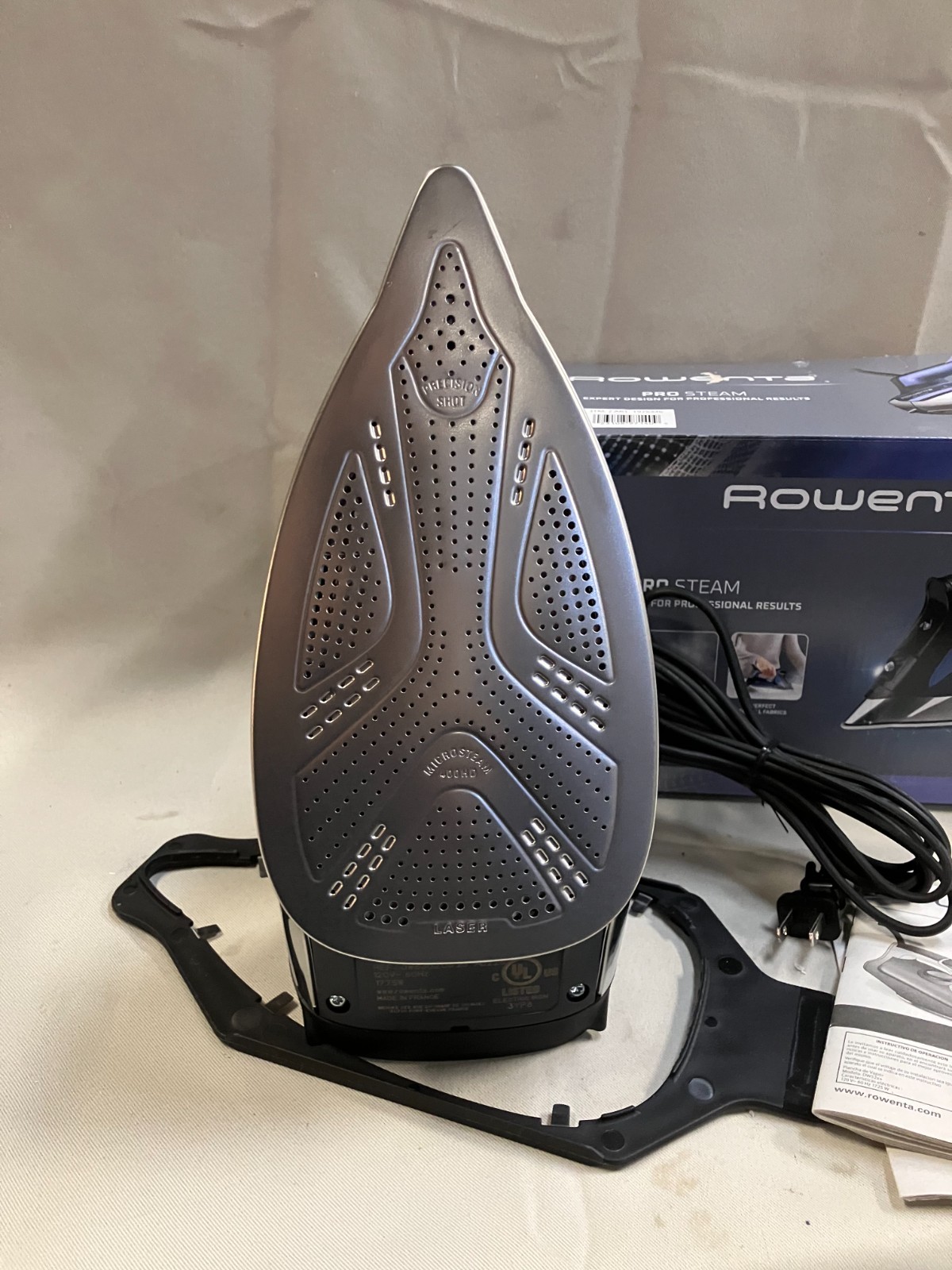 Rowenta Pro Steam Iron, 1775W, Vertical Steam, Auto-Off gallery