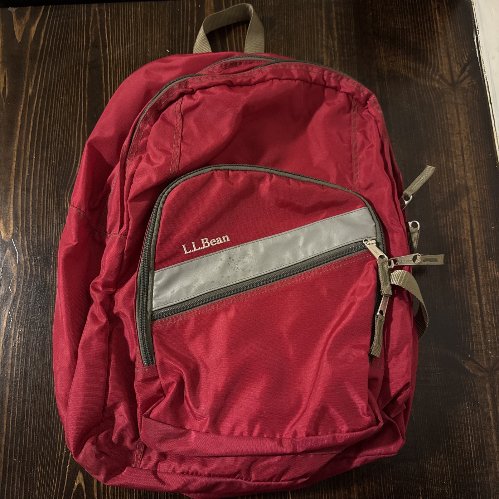 LL BEAN Vintage Red Nylon Backpack Zip Close Reflective Strip D589