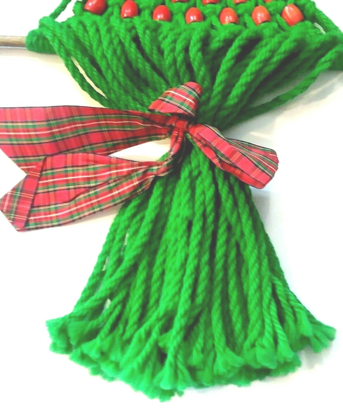 Vintage Retro 1970s Green Macrame Red Beads Christmas Tree Wall Hanging Boho gallery