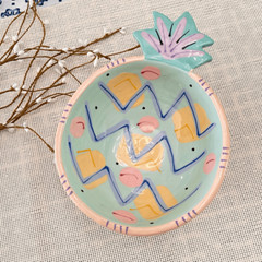 Susan Painter Pineapple Shaped Serving Dish Bowl Handpainted Eclectic Rare