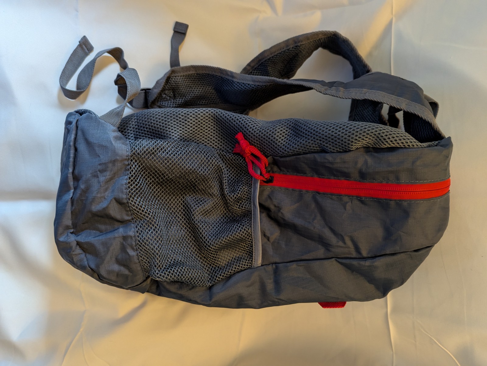 COSTCO Backpack Gray/Red Lightweight packable foldable 3